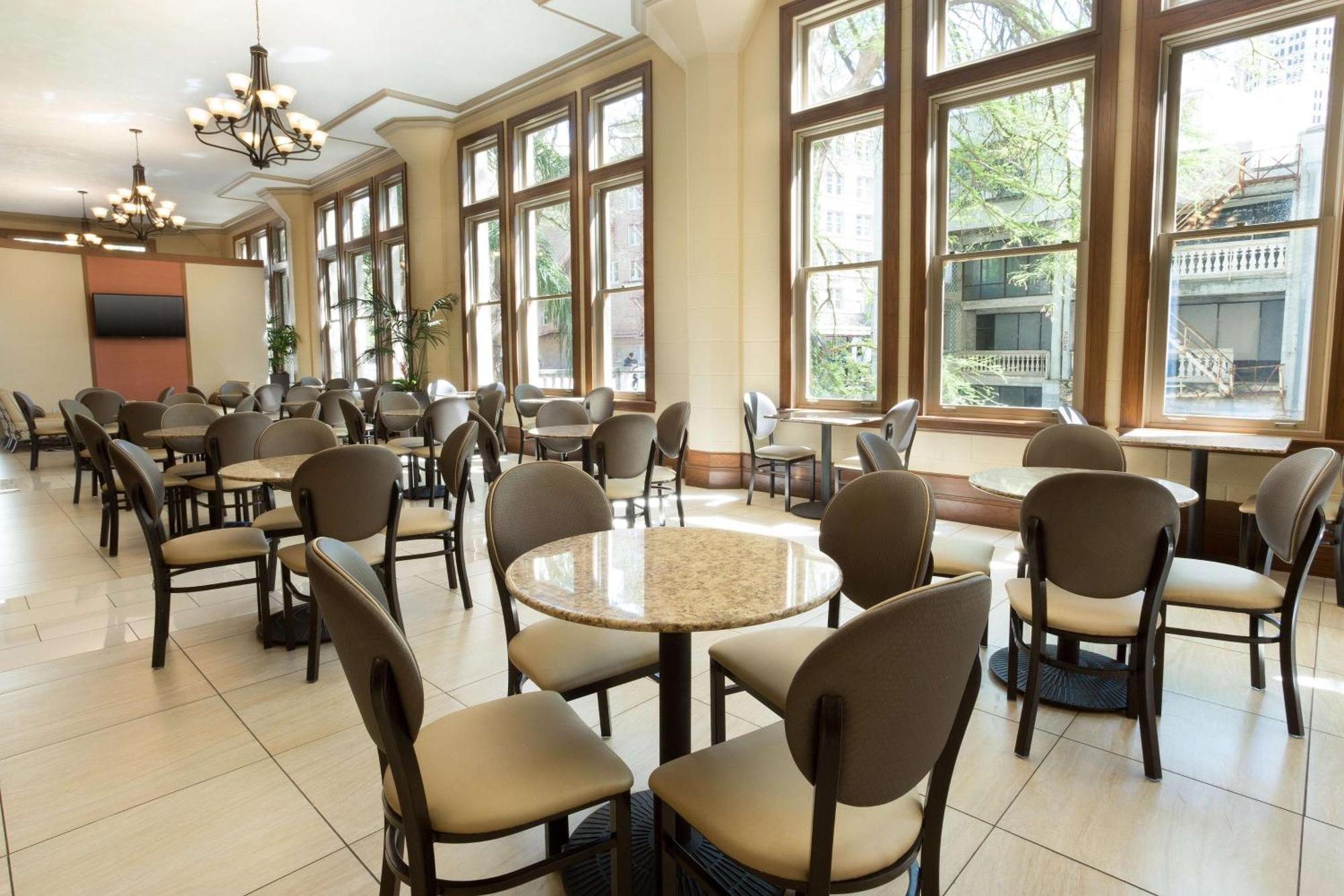 Drury Inn & Suites San Antonio Riverwalk ภายนอก รูปภาพ